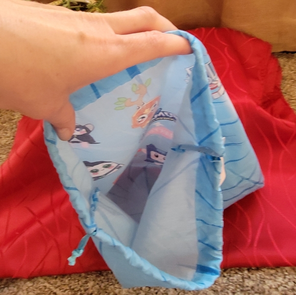 PJ Masks drawstring bag and Gekko plush - Picture 6 of 11